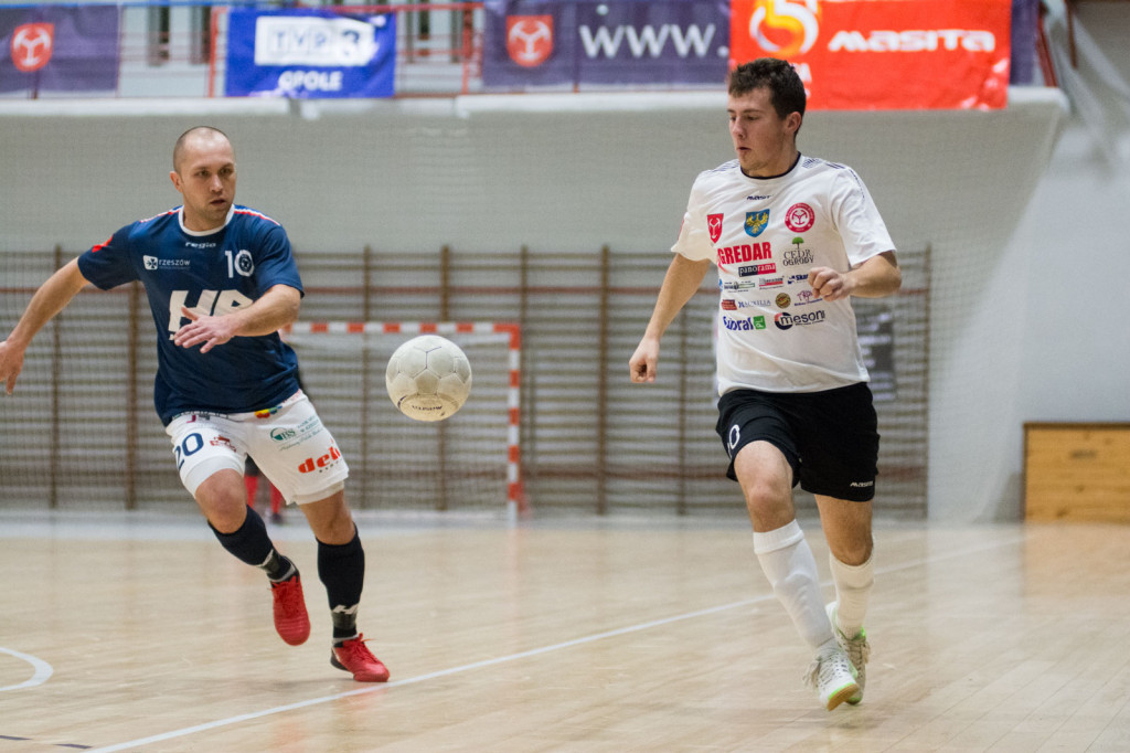 Gredar wygrywa z Heiro. Brzeżanie z pierwszymi punktami po przerwie