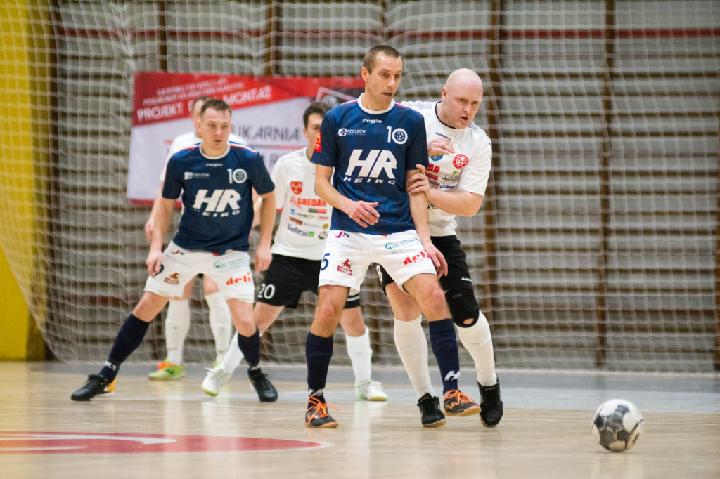 Gredar wygrywa z Heiro. Brzeżanie z pierwszymi punktami po przerwie