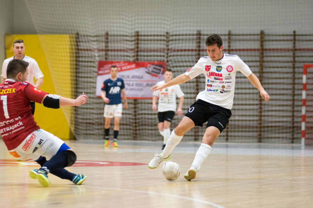 Gredar wygrywa z Heiro. Brzeżanie z pierwszymi punktami po przerwie