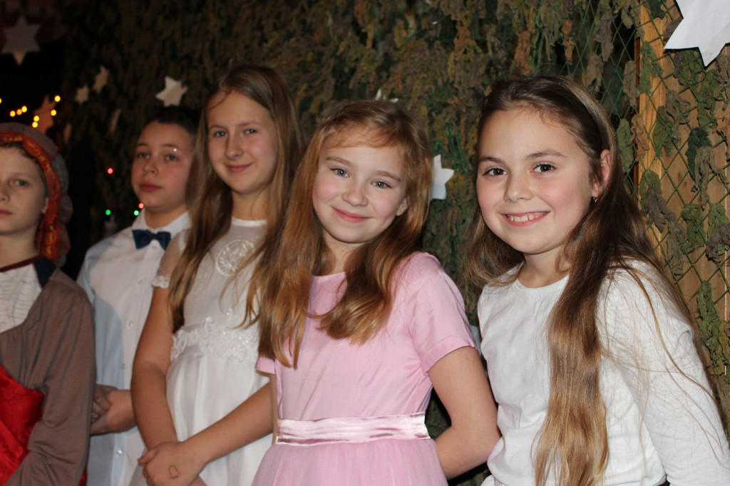 Narodzenia Jezusa w Betlejem i spisek Heroda  w wykonaniu uczniów PZSP w Olszance