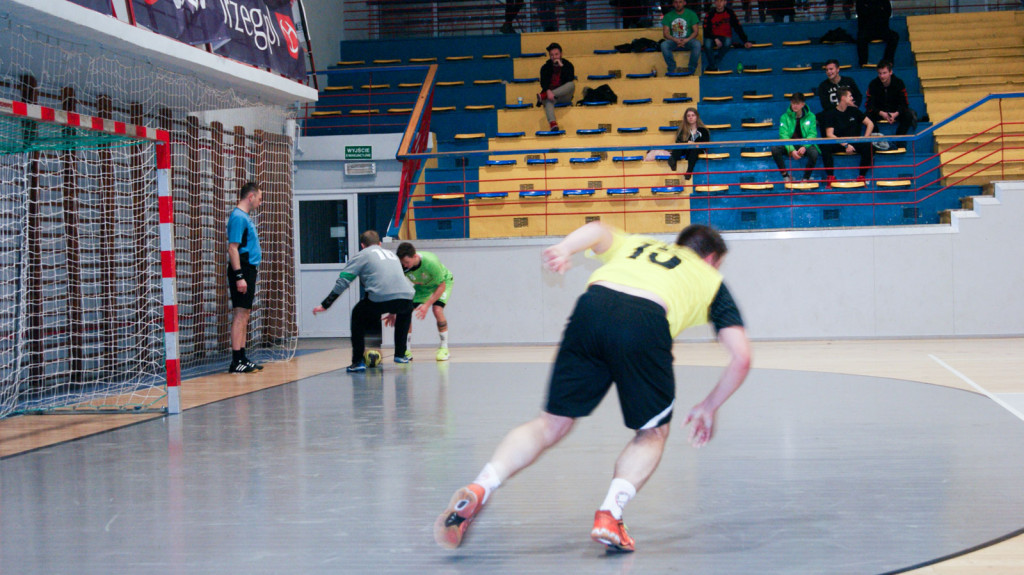 Porażka SKS Orlik Brzeg w starciu ze Śląskiem Wrocław. Drużyna gości wraca do domu z punktami.