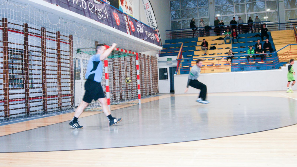 Porażka SKS Orlik Brzeg w starciu ze Śląskiem Wrocław. Drużyna gości wraca do domu z punktami.