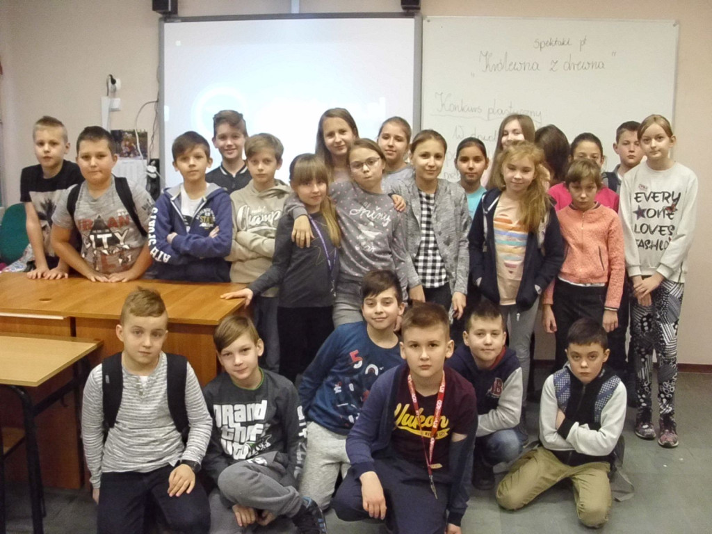 Uczniowie PSP w Olszance w baśniowym lesie królewny Sosenki,  czyli o projekcie pn. 