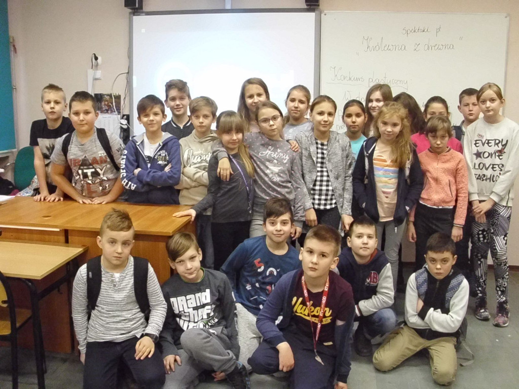 Uczniowie PSP w Olszance w baśniowym lesie królewny Sosenki,  czyli o projekcie pn. 