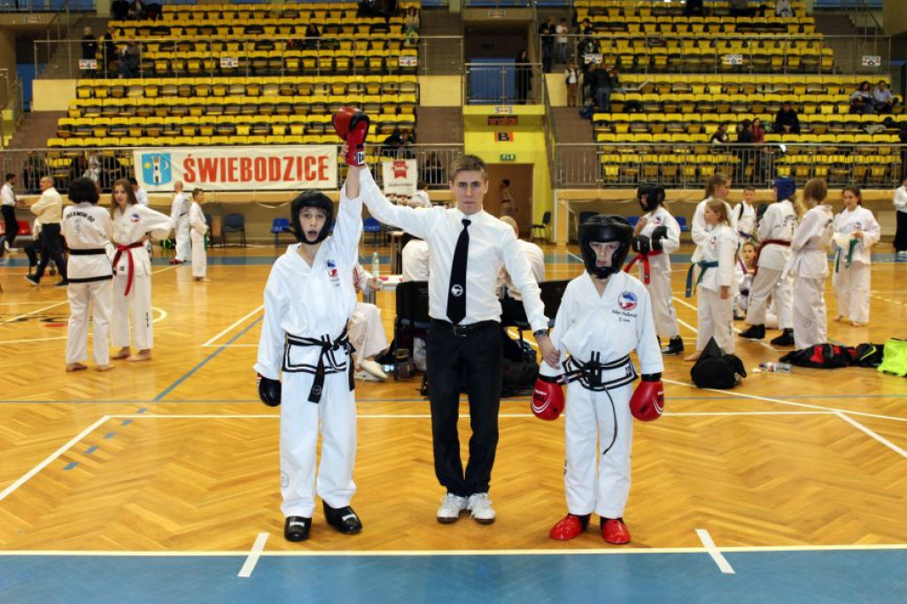 50 medali dla zawodników Opolskiego Klubu Sportów Walki na Mistrzostwach Dolnego Śląska w Taekwon-do