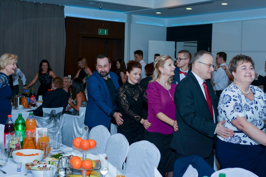 Studniówki 2018: Bal maturalny Zespół Szkół Zawodowych nr 1 im. Marii Skłodowskiej-Curie w Brzegu [fotorelacja]