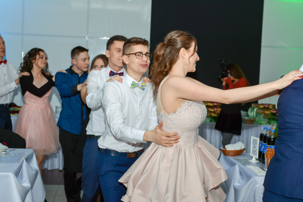 Studniówki 2018: Bal maturalny Zespół Szkół Zawodowych nr 1 im. Marii Skłodowskiej-Curie w Brzegu [fotorelacja]