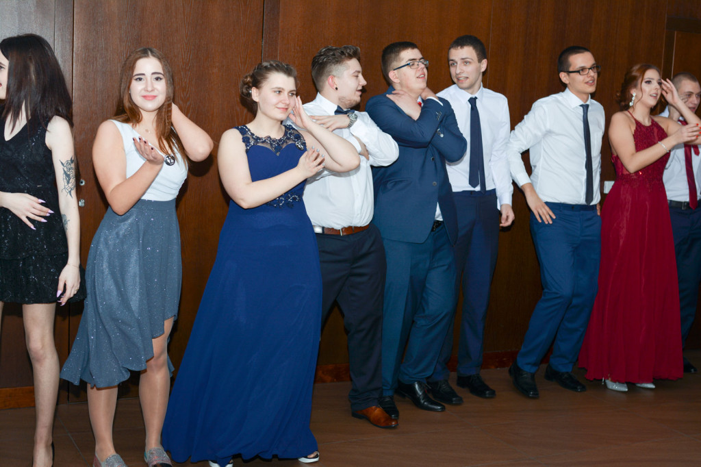 Studniówki 2018: Bal maturalny Zespół Szkół Zawodowych nr 1 im. Marii Skłodowskiej-Curie w Brzegu [fotorelacja]