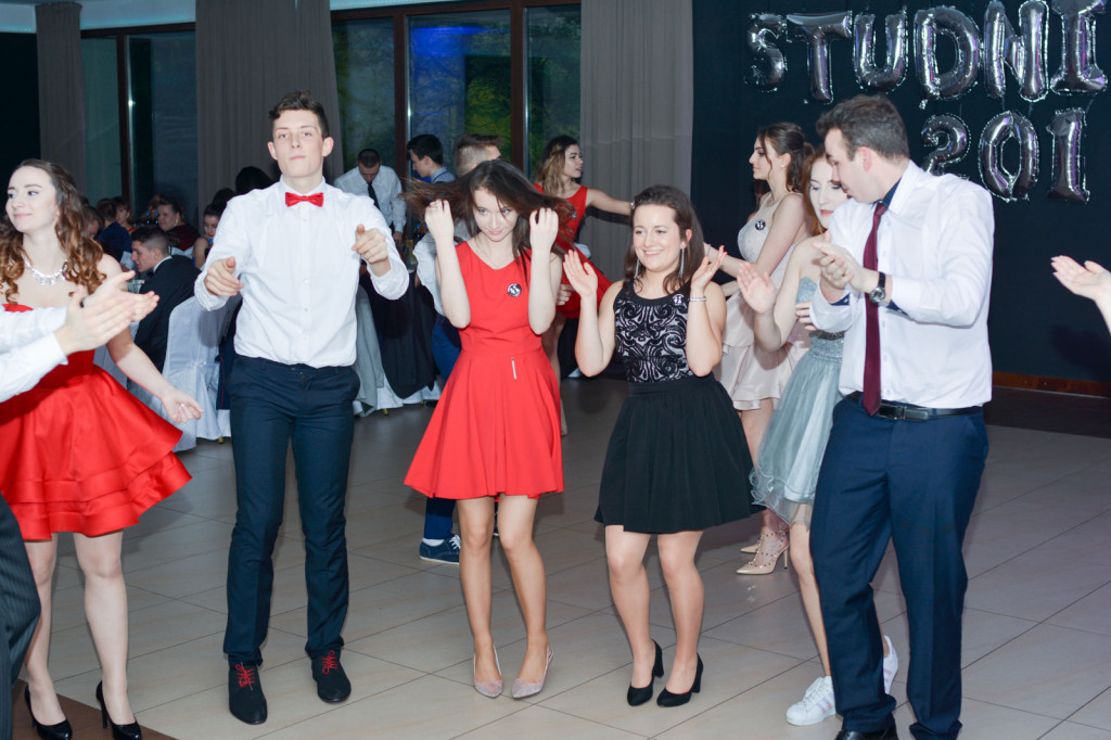 Studniówki 2018: Bal maturalny Zespół Szkół Zawodowych nr 1 im. Marii Skłodowskiej-Curie w Brzegu [fotorelacja]