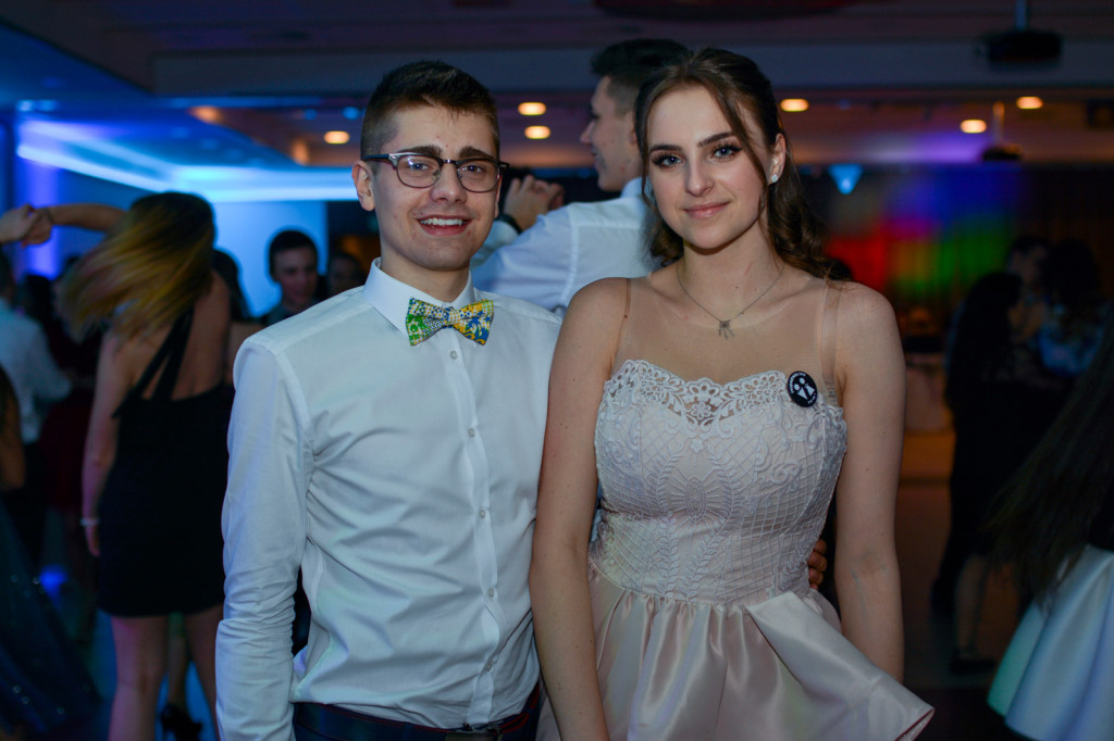 Studniówki 2018: Bal maturalny Zespół Szkół Zawodowych nr 1 im. Marii Skłodowskiej-Curie w Brzegu [fotorelacja]