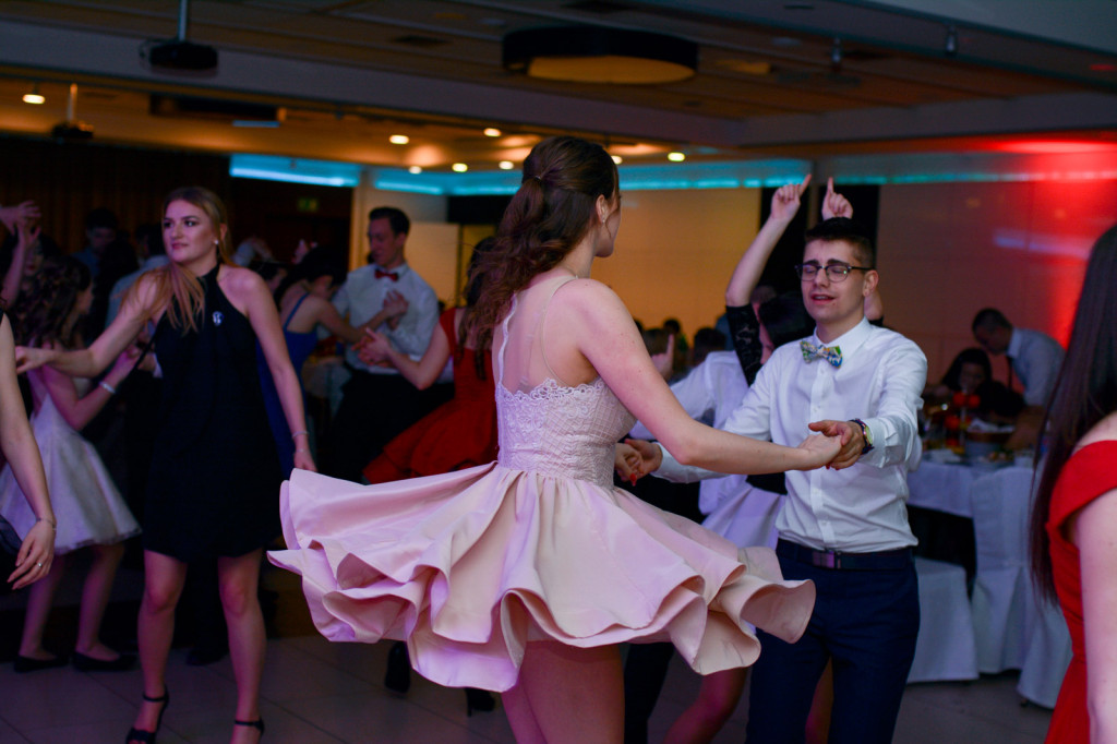 Studniówki 2018: Bal maturalny Zespół Szkół Zawodowych nr 1 im. Marii Skłodowskiej-Curie w Brzegu [fotorelacja]