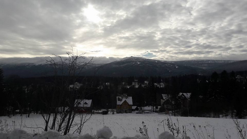Wspomnienia to do siebie mają, że zawsze, kiedy zechcesz, wracają...