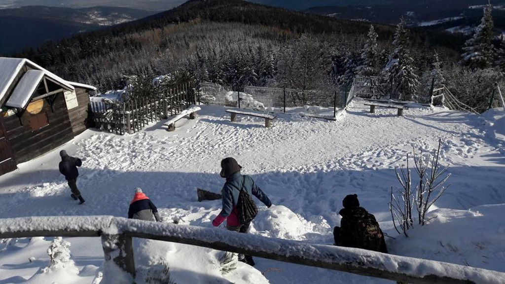 Wspomnienia to do siebie mają, że zawsze, kiedy zechcesz, wracają...