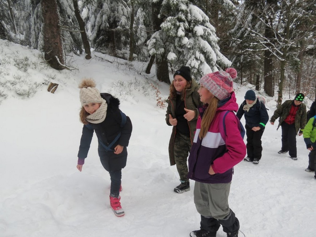 Wspomnienia to do siebie mają, że zawsze, kiedy zechcesz, wracają...