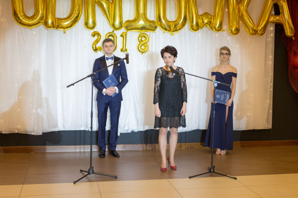 Studniówki 2018: Bal maturalny I Liceum Ogólnokształcącego w Brzegu [fotorelacja]