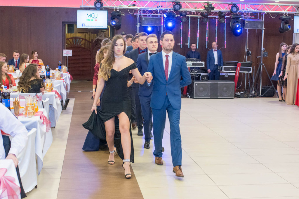 Studniówki 2018: Bal maturalny I Liceum Ogólnokształcącego w Brzegu [fotorelacja]