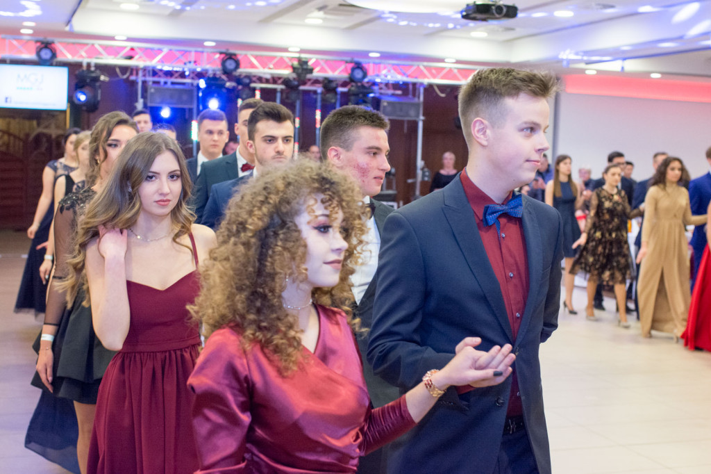 Studniówki 2018: Bal maturalny I Liceum Ogólnokształcącego w Brzegu [fotorelacja]