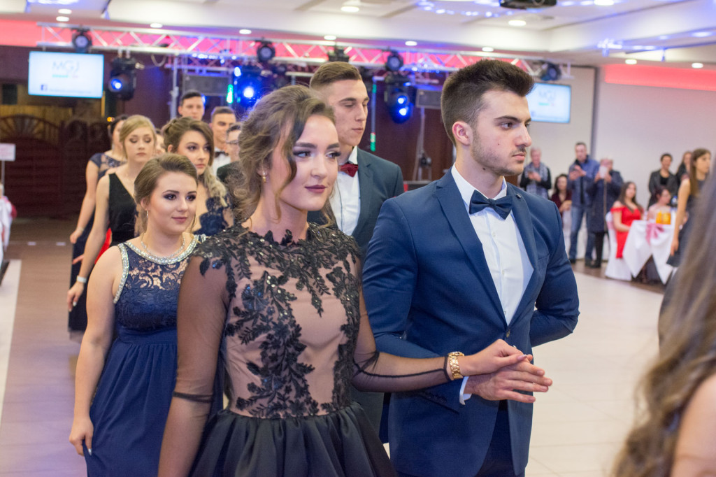 Studniówki 2018: Bal maturalny I Liceum Ogólnokształcącego w Brzegu [fotorelacja]