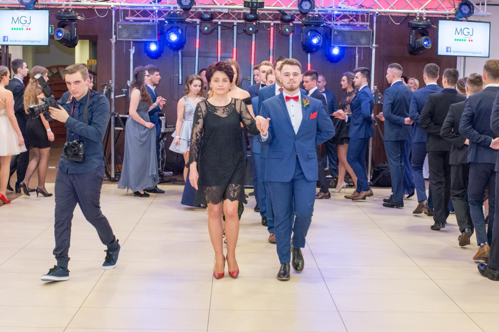 Studniówki 2018: Bal maturalny I Liceum Ogólnokształcącego w Brzegu [fotorelacja]