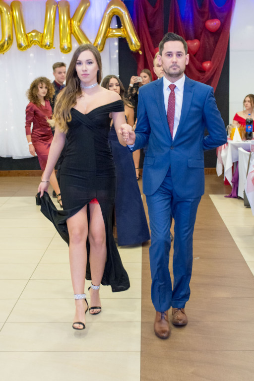 Studniówki 2018: Bal maturalny I Liceum Ogólnokształcącego w Brzegu [fotorelacja]