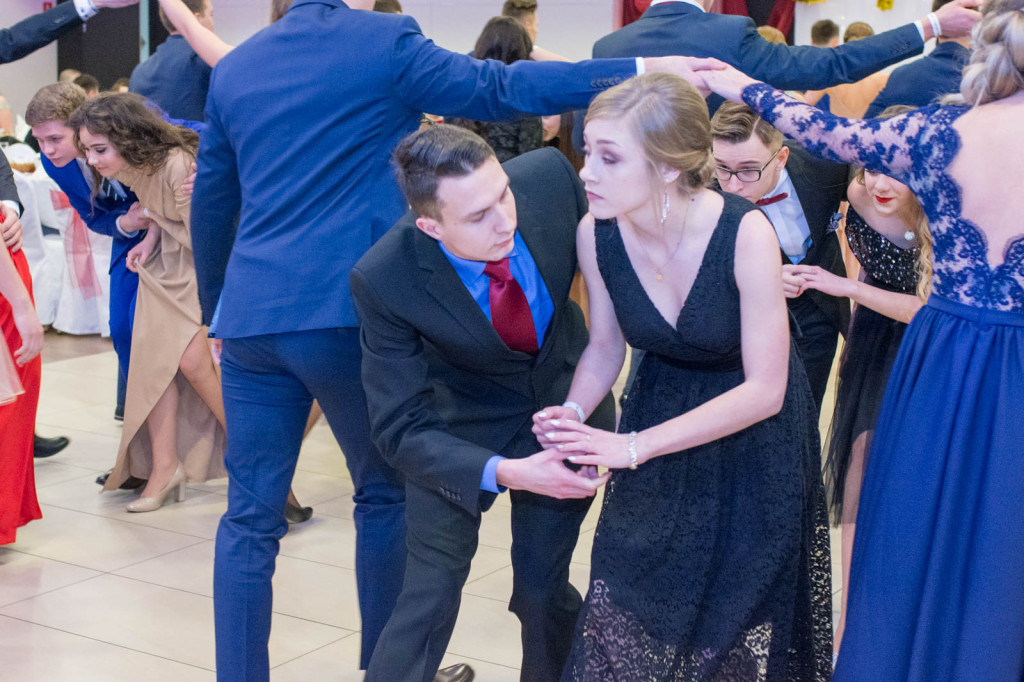 Studniówki 2018: Bal maturalny I Liceum Ogólnokształcącego w Brzegu [fotorelacja]