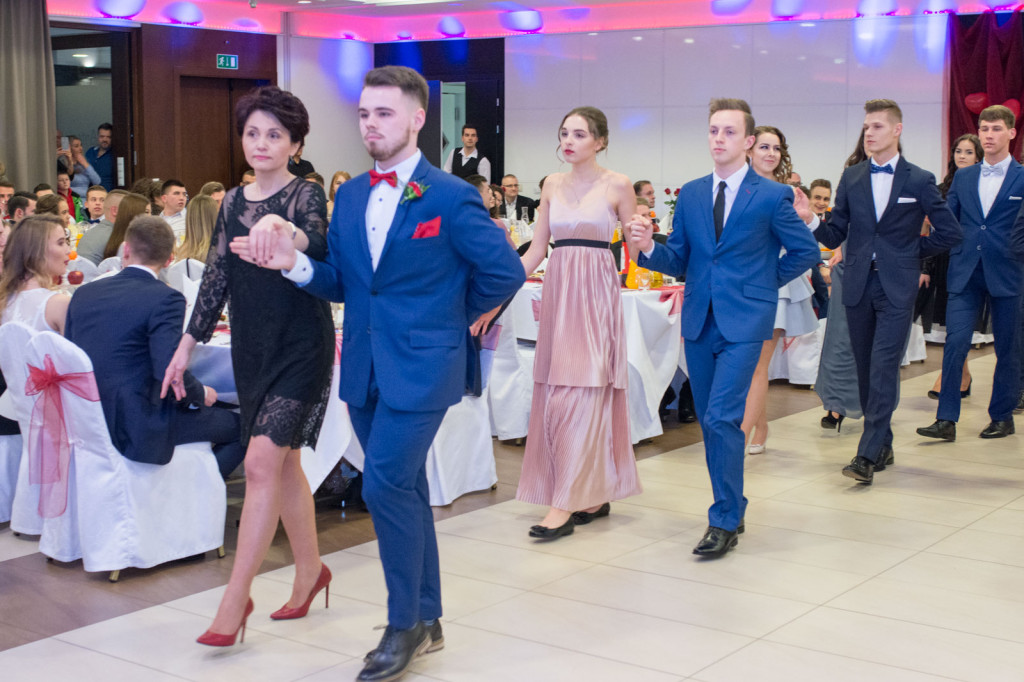 Studniówki 2018: Bal maturalny I Liceum Ogólnokształcącego w Brzegu [fotorelacja]