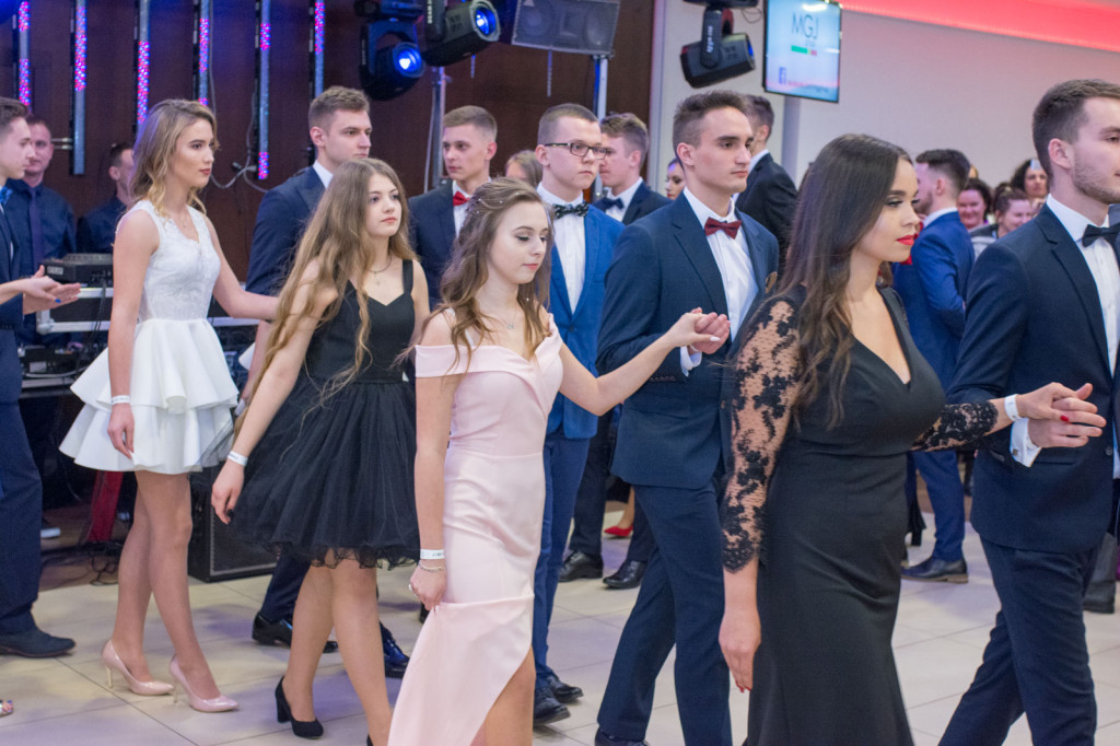 Studniówki 2018: Bal maturalny I Liceum Ogólnokształcącego w Brzegu [fotorelacja]