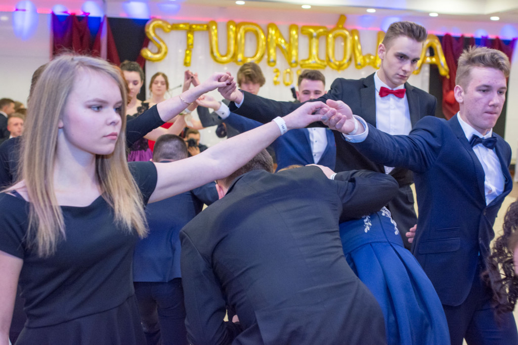 Studniówki 2018: Bal maturalny I Liceum Ogólnokształcącego w Brzegu [fotorelacja]