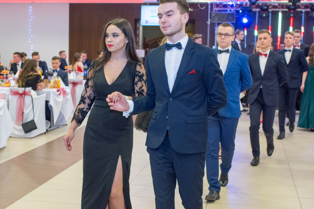 Studniówki 2018: Bal maturalny I Liceum Ogólnokształcącego w Brzegu [fotorelacja]