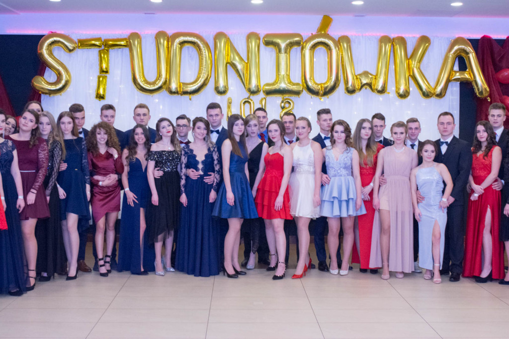 Studniówki 2018: Bal maturalny I Liceum Ogólnokształcącego w Brzegu [fotorelacja]