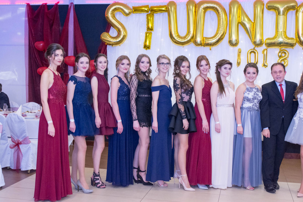 Studniówki 2018: Bal maturalny I Liceum Ogólnokształcącego w Brzegu [fotorelacja]