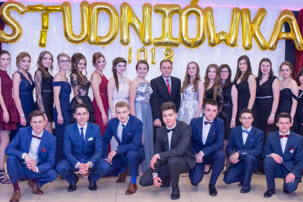 Studniówki 2018: Bal maturalny I Liceum Ogólnokształcącego w Brzegu [fotorelacja]