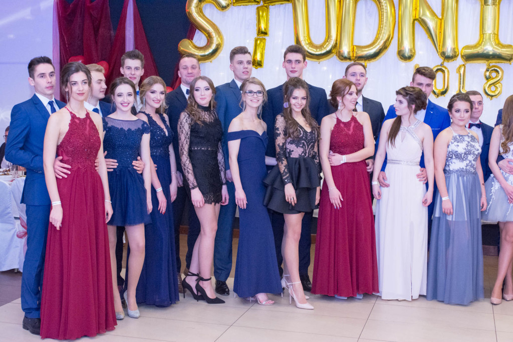 Studniówki 2018: Bal maturalny I Liceum Ogólnokształcącego w Brzegu [fotorelacja]
