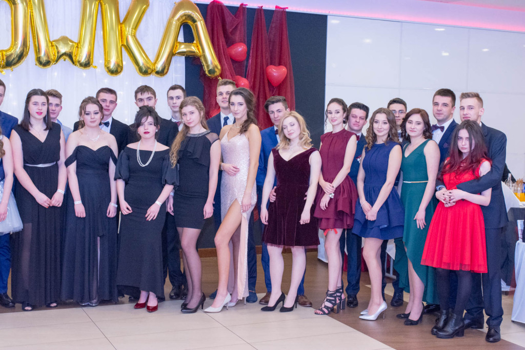 Studniówki 2018: Bal maturalny I Liceum Ogólnokształcącego w Brzegu [fotorelacja]