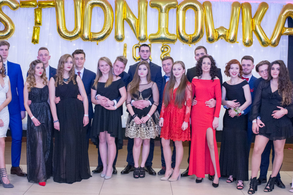 Studniówki 2018: Bal maturalny I Liceum Ogólnokształcącego w Brzegu [fotorelacja]