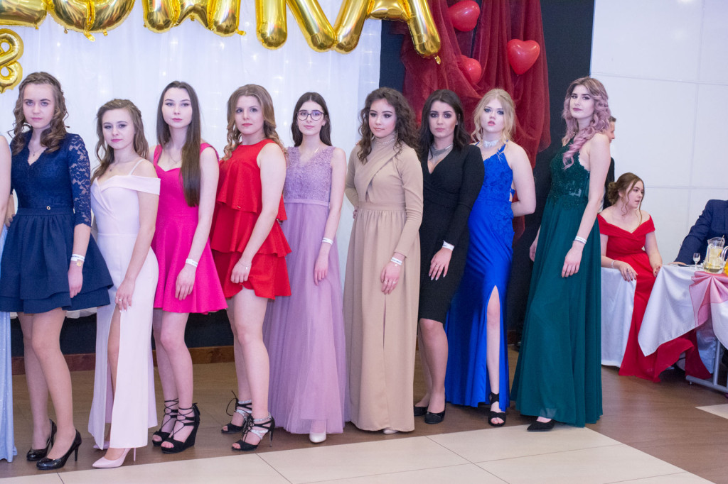 Studniówki 2018: Bal maturalny I Liceum Ogólnokształcącego w Brzegu [fotorelacja]