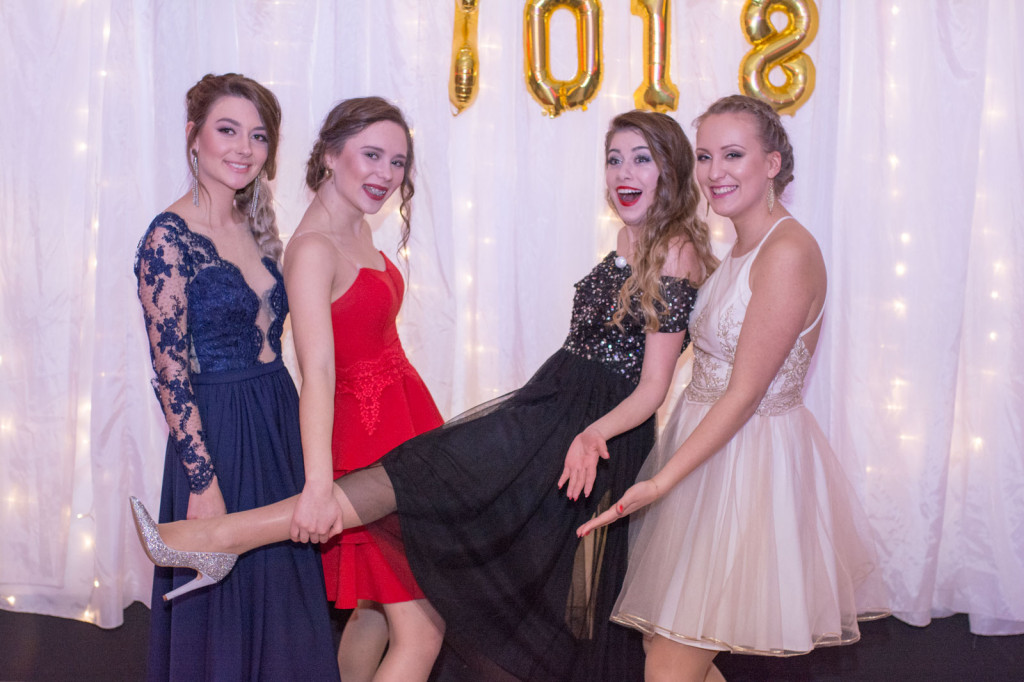 Studniówki 2018: Bal maturalny I Liceum Ogólnokształcącego w Brzegu [fotorelacja]