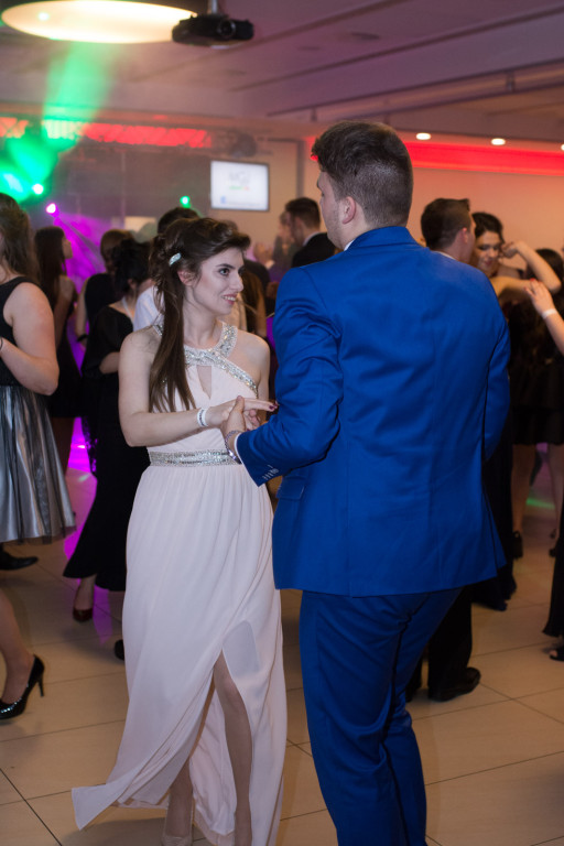 Studniówki 2018: Bal maturalny I Liceum Ogólnokształcącego w Brzegu [fotorelacja]