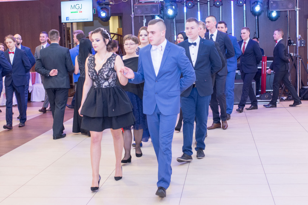 Studniówki 2018: Bal maturalny ZSB im. Księcia Jerzego II Piasta w Brzegu [fotorelacja]