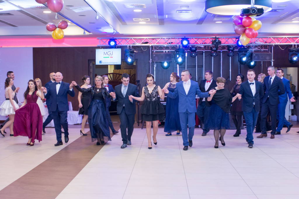 Studniówki 2018: Bal maturalny ZSB im. Księcia Jerzego II Piasta w Brzegu [fotorelacja]