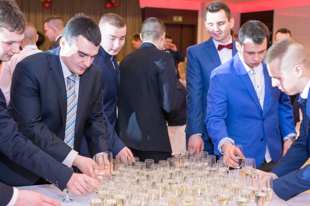 Studniówki 2018: Bal maturalny ZSB im. Księcia Jerzego II Piasta w Brzegu [fotorelacja]