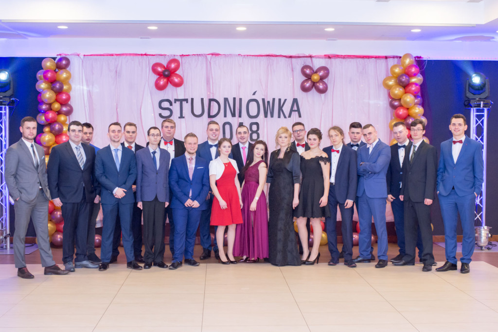 Studniówki 2018: Bal maturalny ZSB im. Księcia Jerzego II Piasta w Brzegu [fotorelacja]