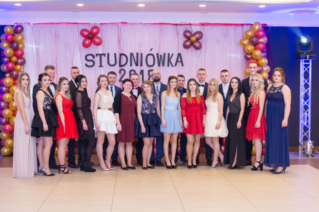 Studniówki 2018: Bal maturalny ZSB im. Księcia Jerzego II Piasta w Brzegu [fotorelacja]
