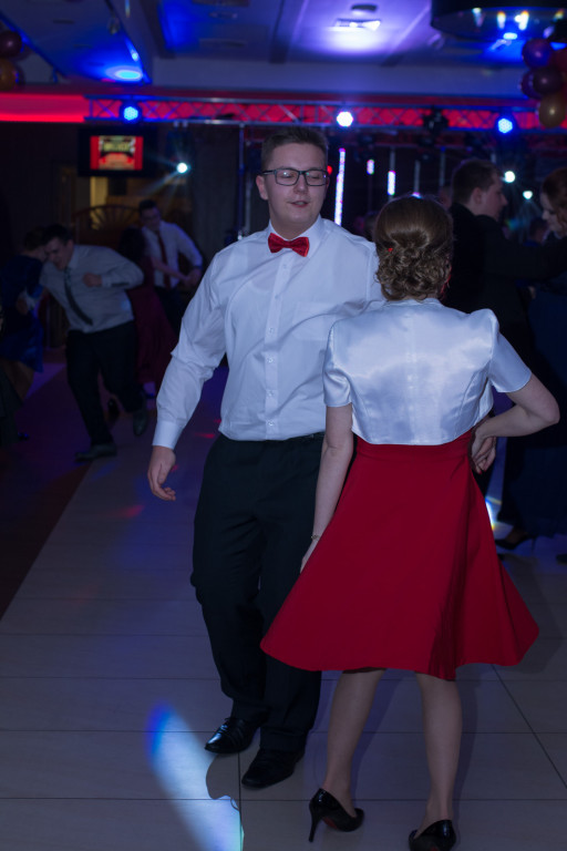 Studniówki 2018: Bal maturalny ZSB im. Księcia Jerzego II Piasta w Brzegu [fotorelacja]