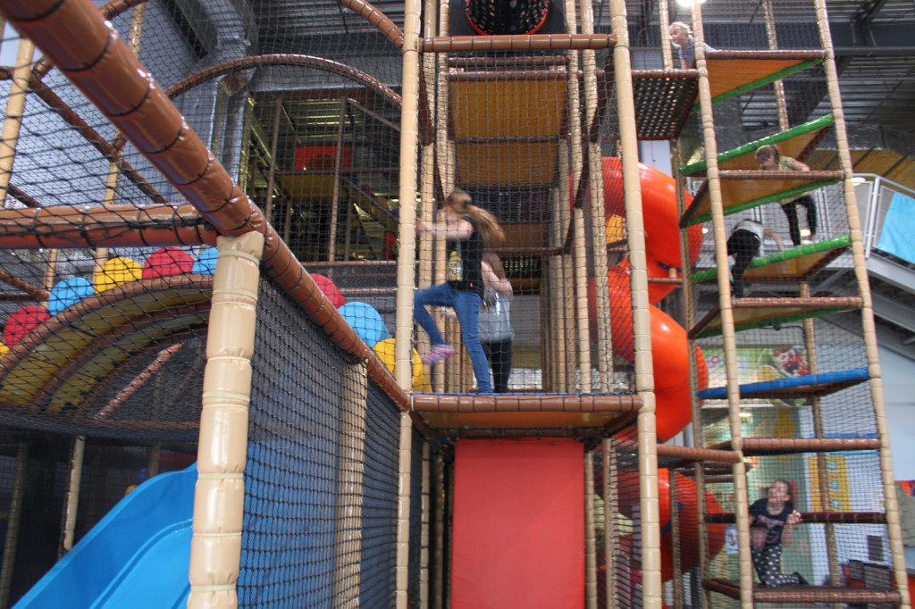 Saperskie zimowisko z Klubem 1 Pułku Saperów w Brzegu