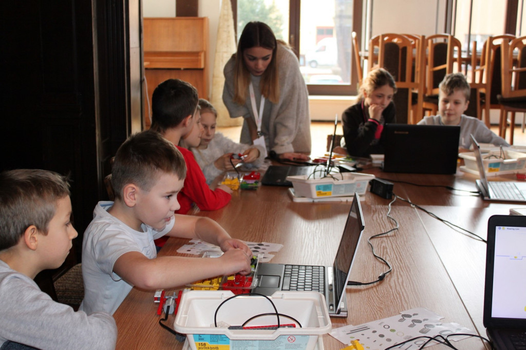 Saperskie zimowisko z Klubem 1 Pułku Saperów w Brzegu