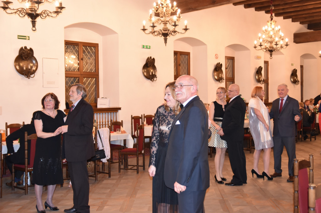 Bal Charytatywny TRZB i PCK [fotorelacja]