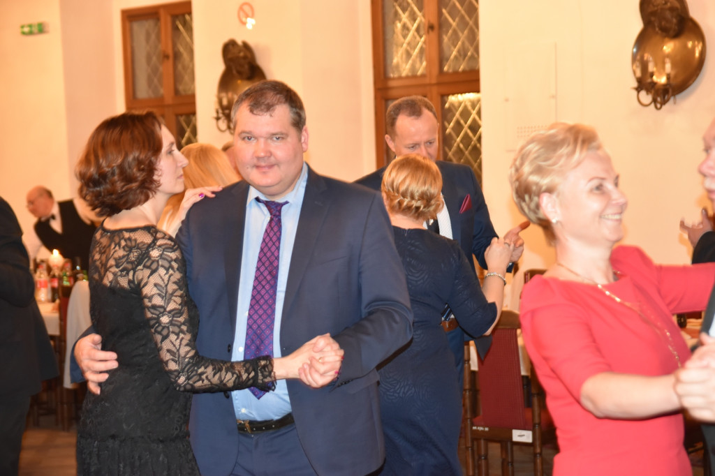 Bal Charytatywny TRZB i PCK [fotorelacja]