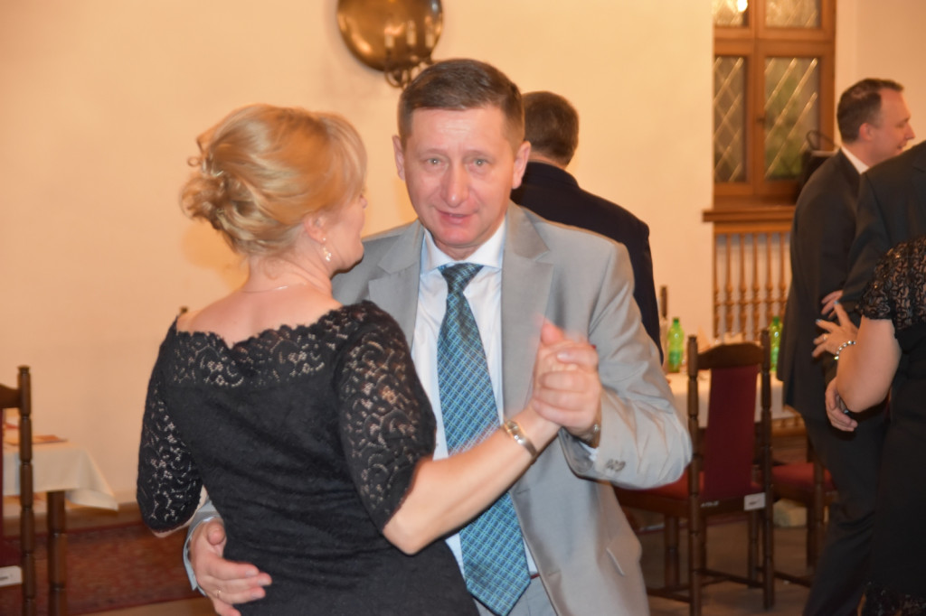 Bal Charytatywny TRZB i PCK [fotorelacja]