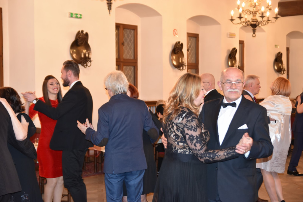 Bal Charytatywny TRZB i PCK [fotorelacja]